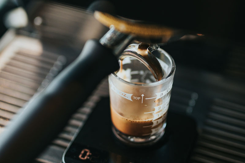 Best Super Automatic Espresso Machine Under $1000 in 2025: Reviews + Buying Guide